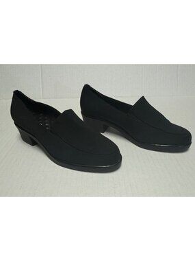 Walking Cradles Size 5.5 Womens Black Low Heel Slip-On Loafers